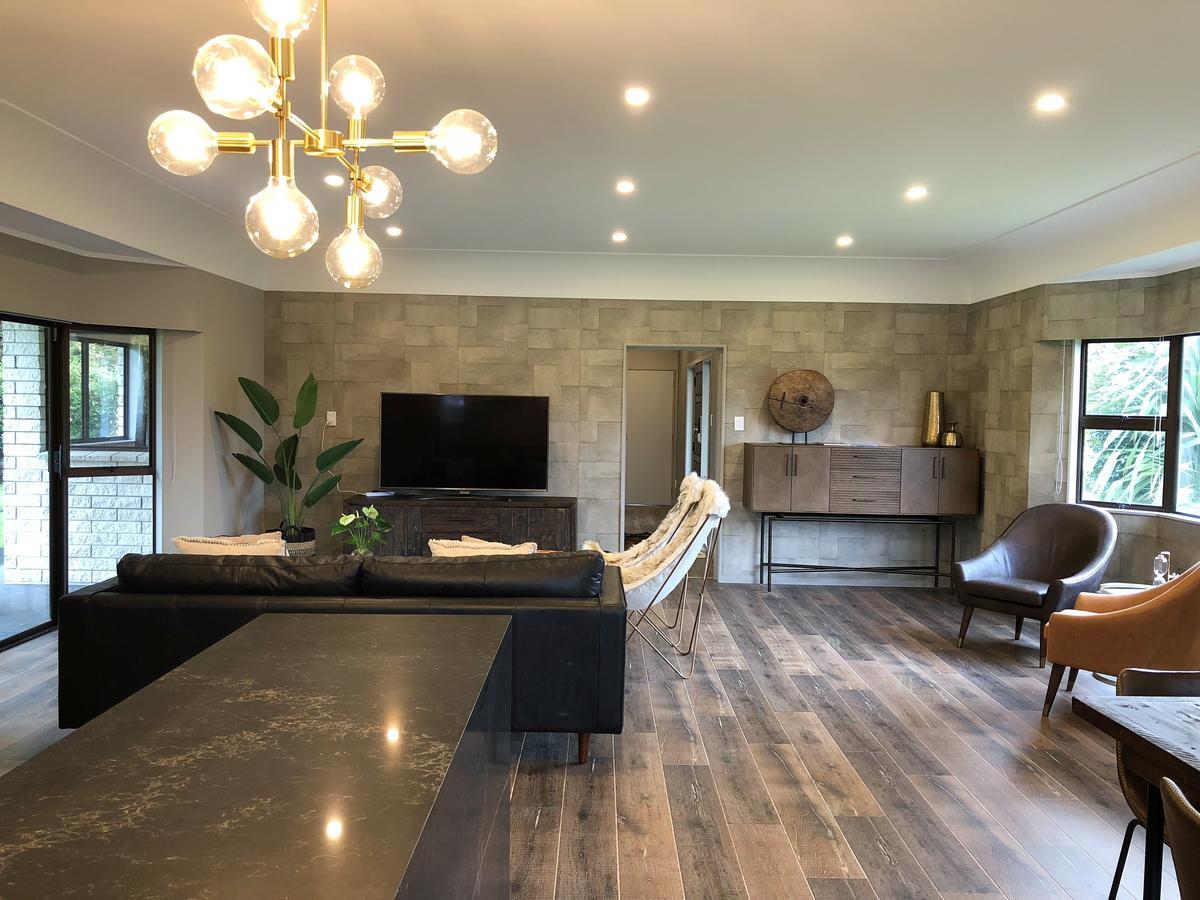 Luxury K-Lodge With Golf Course View-Роторуа Екстериор снимка